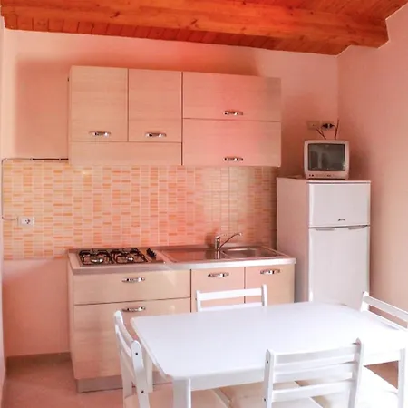 Spacious House With Sea View In Pachino, Capacity 9 Pers.