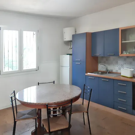 Holiday home Spacious House With Sea View In Pachino, Capacity 9 Pers.