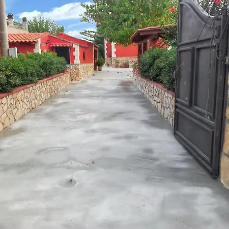 Spacious House With Sea View In Pachino, Capacity 9 Pers. *